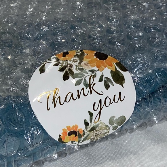 Packaging🌻💛 - Picture 2 of 9